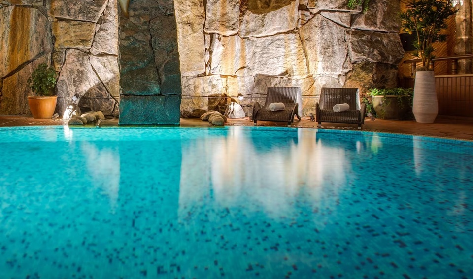 Hotell med pool i Stockholm